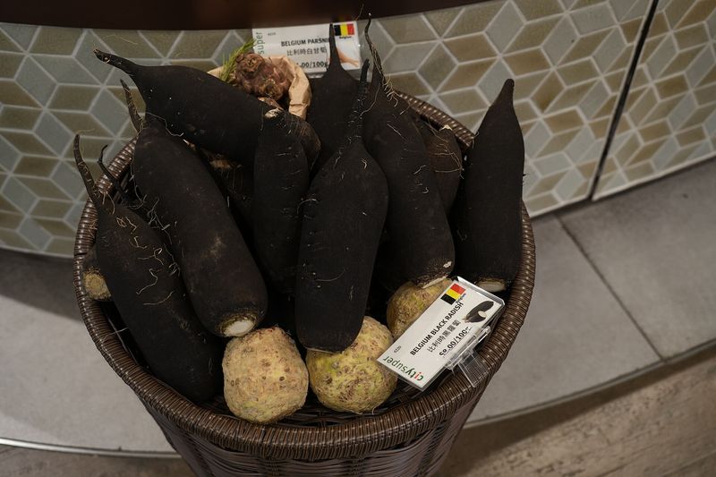 Редька чёрная (Raphanus sativus var. niger)