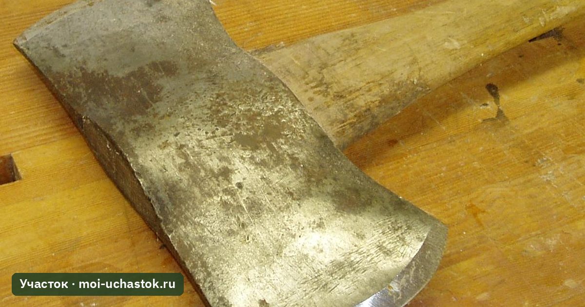 Обух топора на топорище